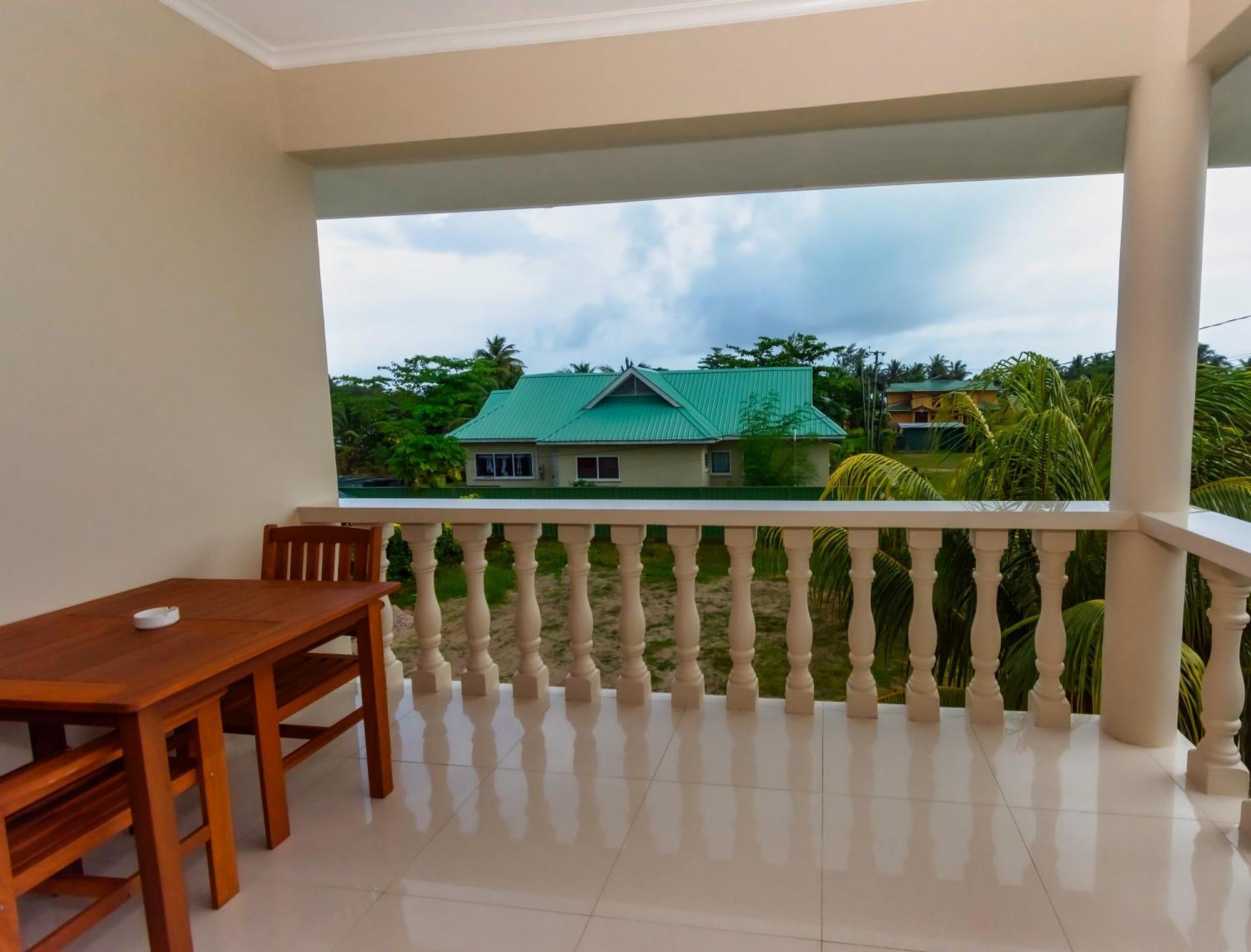 Apartamento Blue Sky Self Catering Grand Anse  Exterior foto